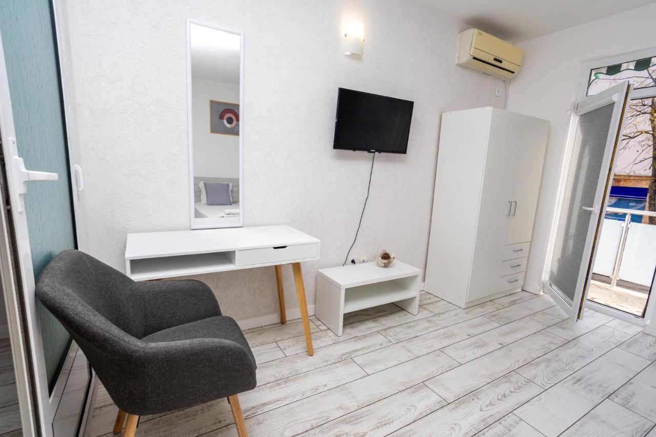 Guest House Desi Balchik Extérieur photo