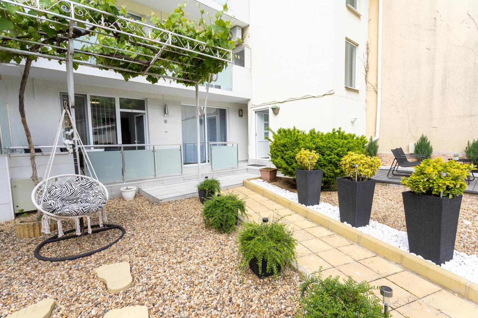 Guest House Desi Balchik Extérieur photo