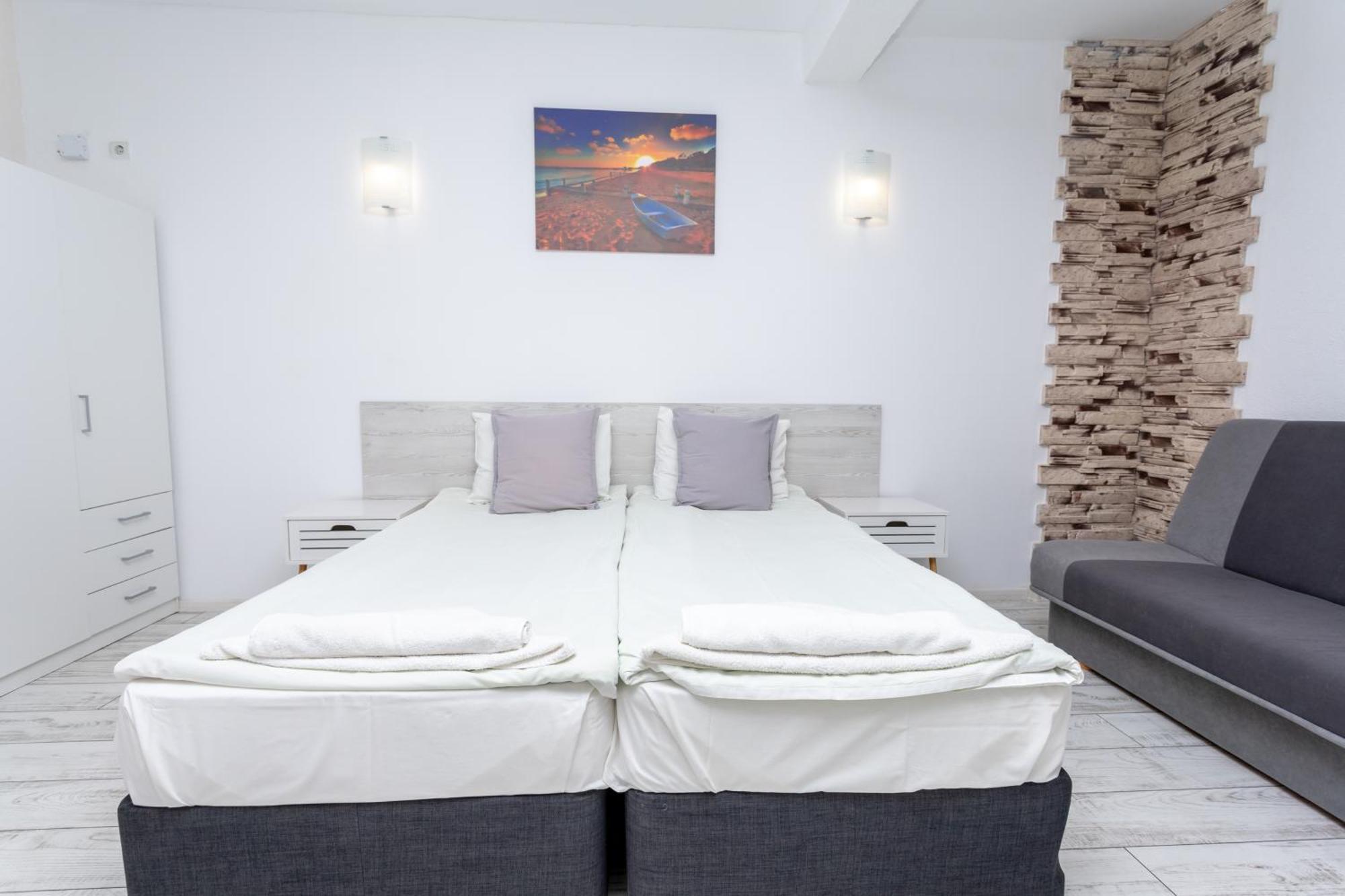 Guest House Desi Balchik Extérieur photo