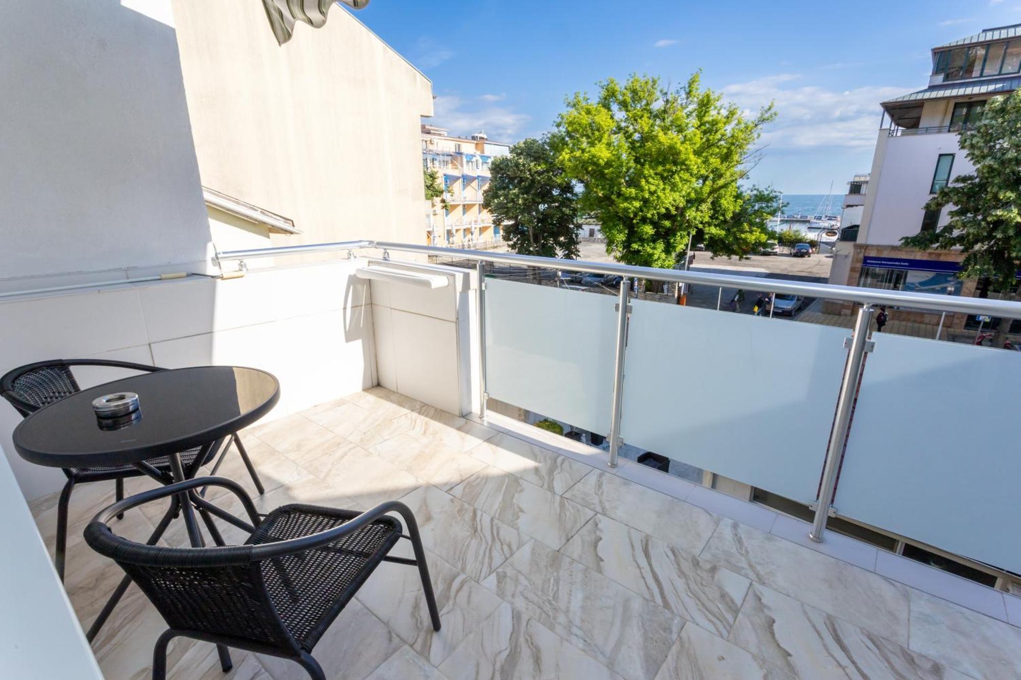 Guest House Desi Balchik Extérieur photo