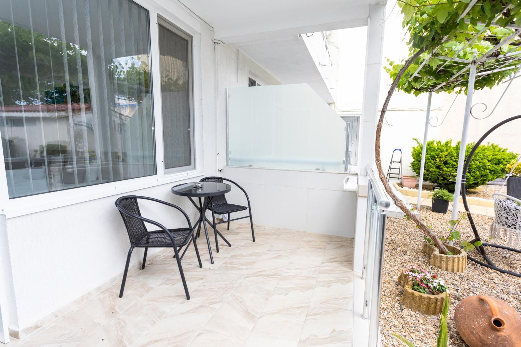 Guest House Desi Balchik Extérieur photo